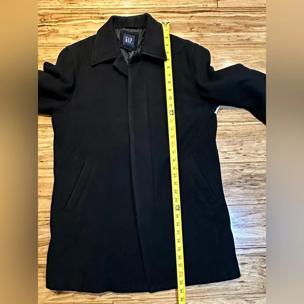 Gap Women’s Wool Blend Hidden Button Black‎ Topcoat Size S